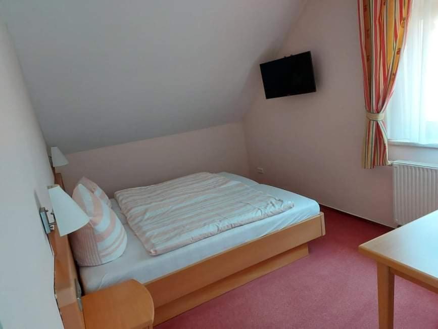 Gasthof Restaurant Jamas Hotel Pottenstein Bagian luar foto