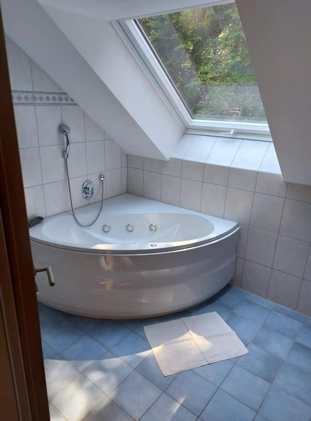 Gasthof Restaurant Jamas Hotel Pottenstein Bagian luar foto